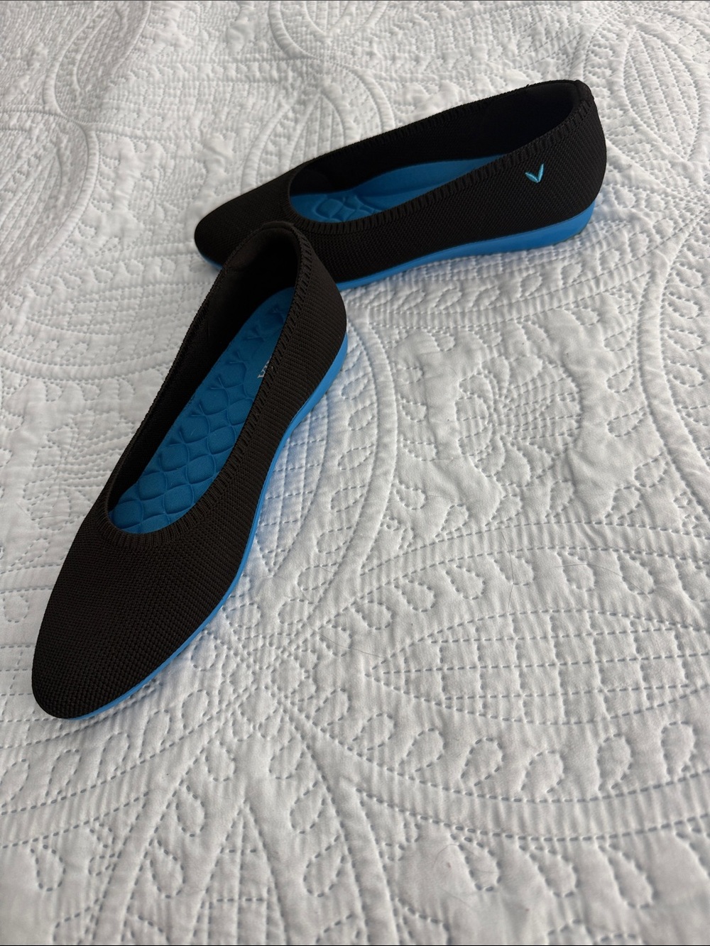 Vivaia Women's Black Knit Ballet Flats with Blue Insole - Picture 2 of 5
